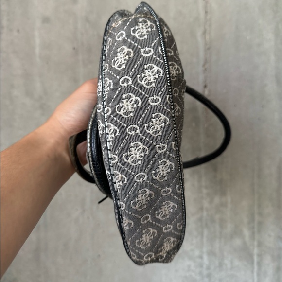 Y2K Guess mini bag - Picture 4 of 4